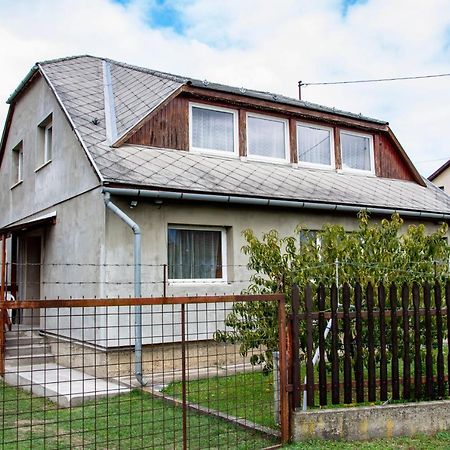 Luca Apartman 에스테르곰 외부 사진